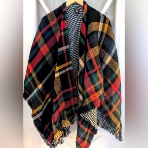Steve Madden Poncho Blanket Wrap
OS